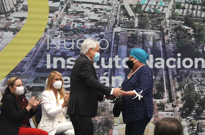 Presidente Sebastián Piñera da inicio al proceso para la construcción del nuevo Instituto Nacional del Cáncer