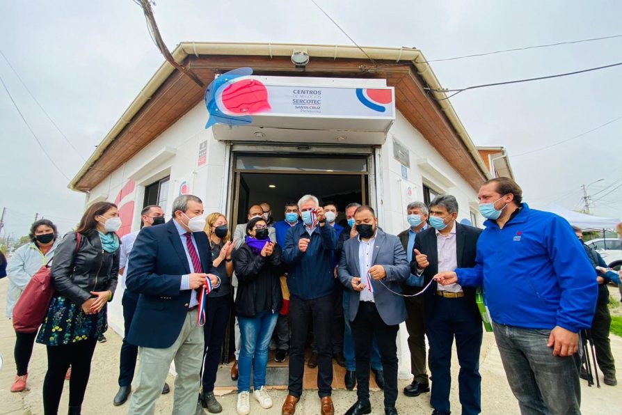 Inauguran nuevo Centro De Negocios De Sercotec en Pichilemu para brindar asesoría gratuita a emprendedores de Cardenal Caro