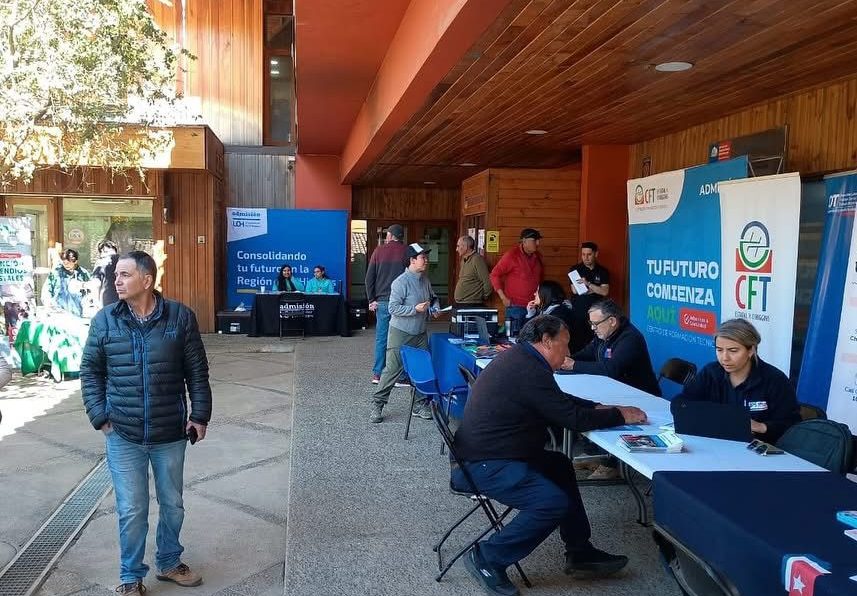 Gobierno en Terreno en Paredones.